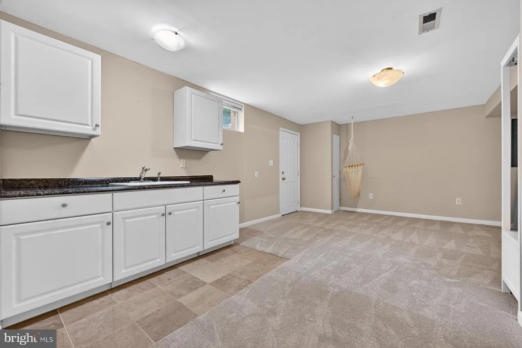 Photo of 9 SEWALL COURT