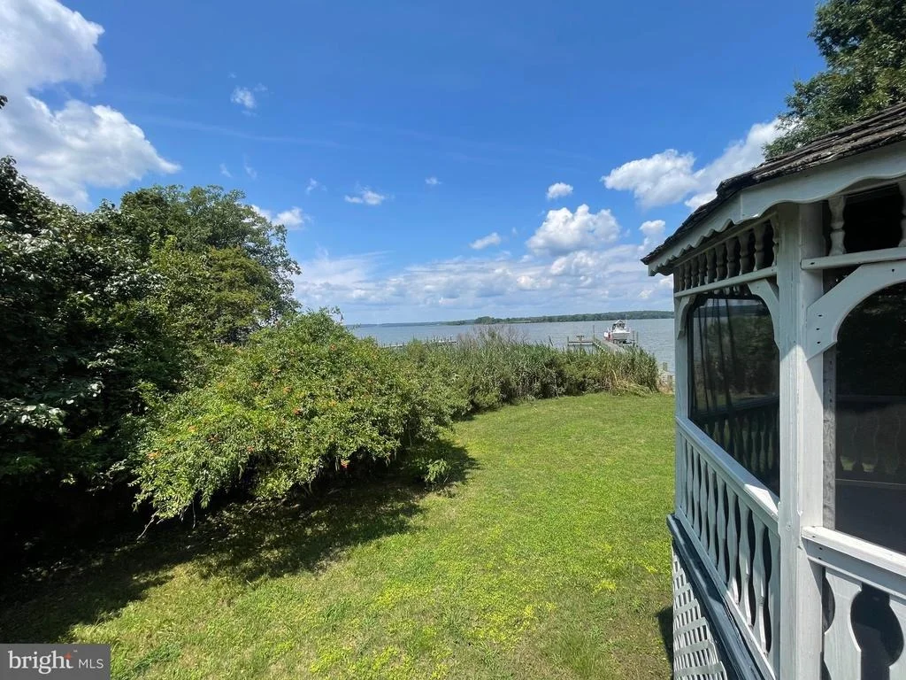 Photo of 36026 BAY DRIVE