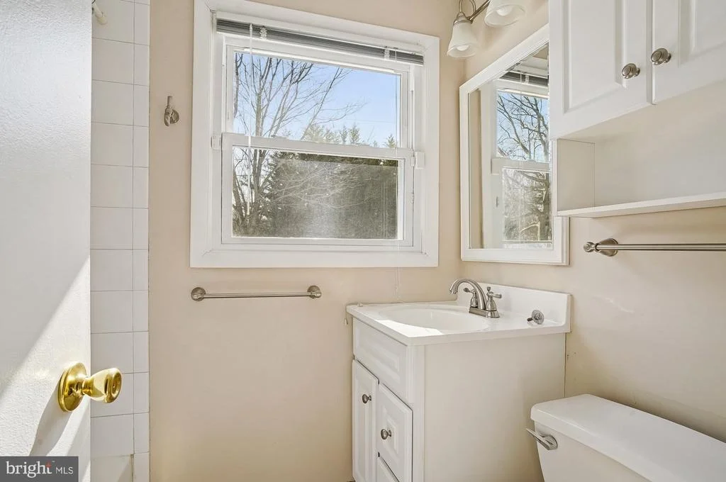 Photo of 16005 PENNANT LANE