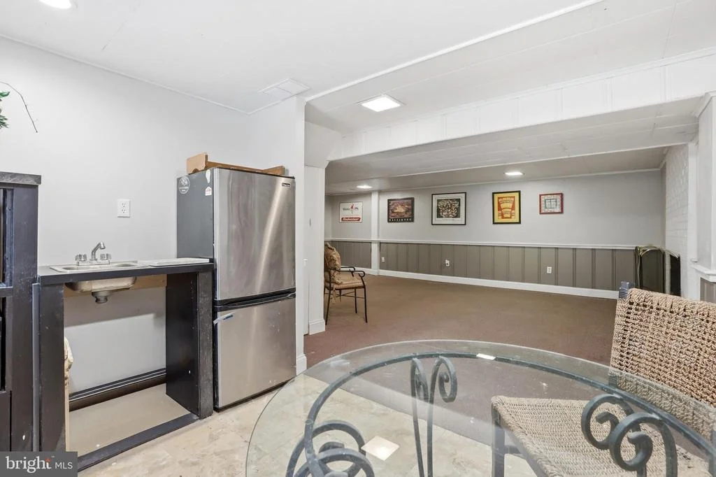 Photo of 735 WARREN DRIVE