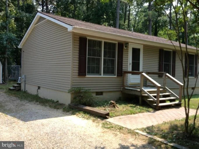 Photo of 337 CHESTNUT DRIVE