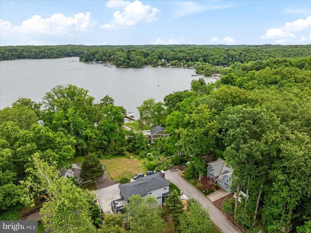 Photo of 934 N FOREST TRAIL