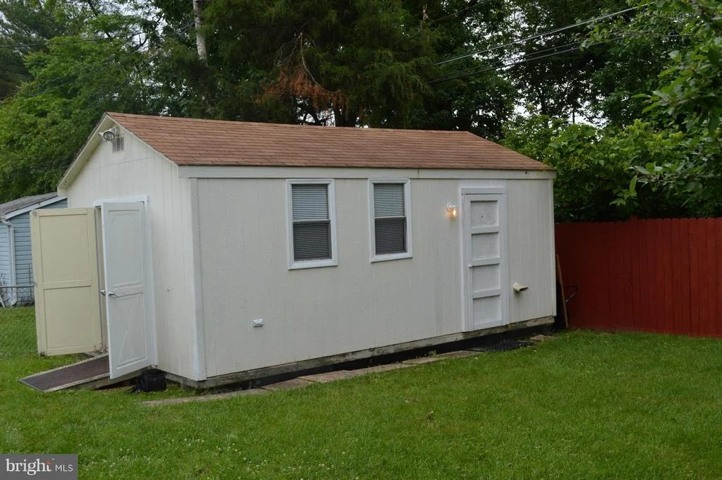 Photo of 111 COMPASS ROAD
