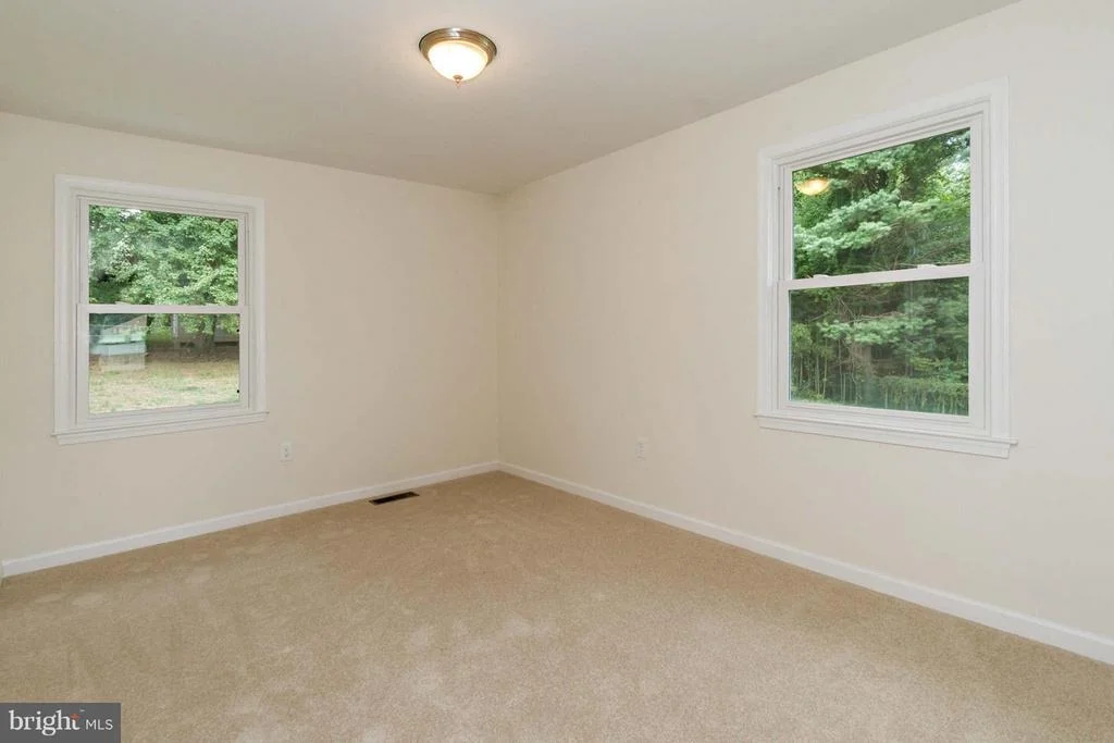 Photo of 3905 QUEEN MARY DRIVE