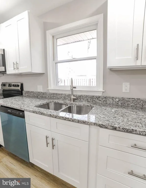 Photo of 22381 CEDAR STREET