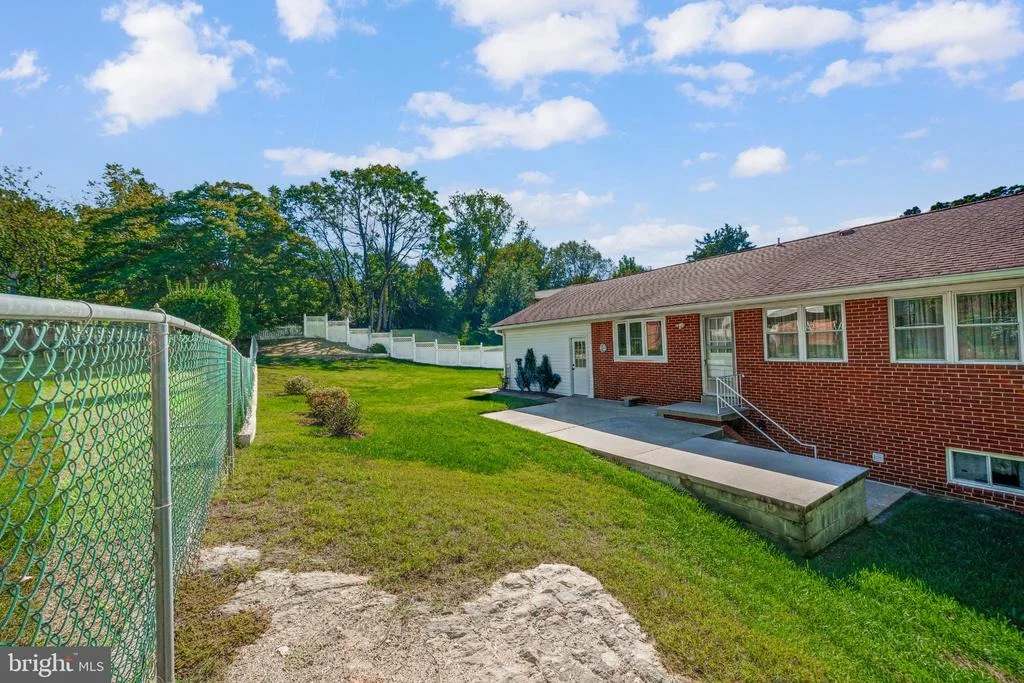 Photo of 1031 TRACY DRIVE