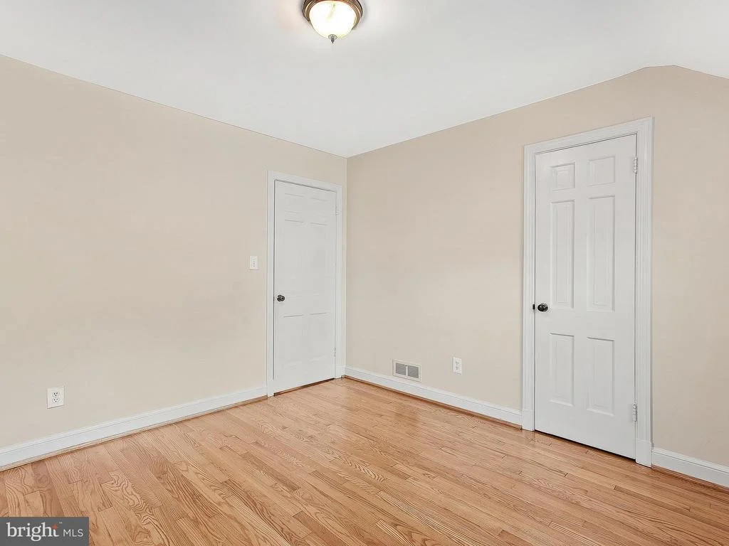 Photo of 9419 RUSSELL ROAD