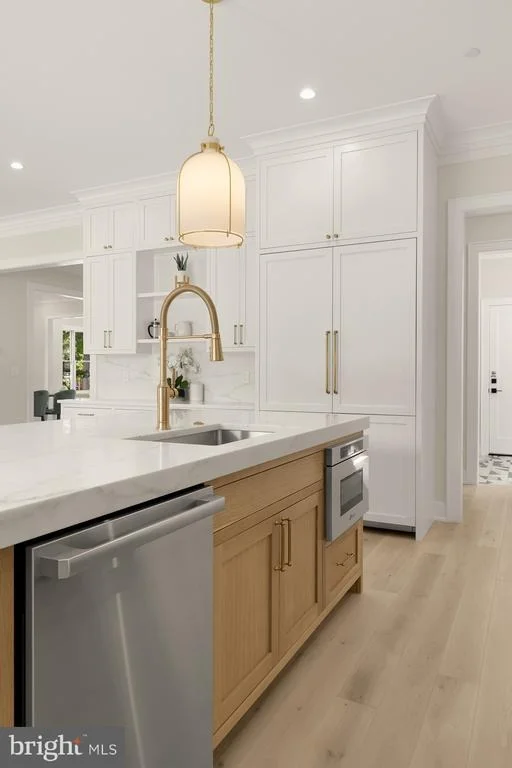 Photo of 9512 FOREST ROAD