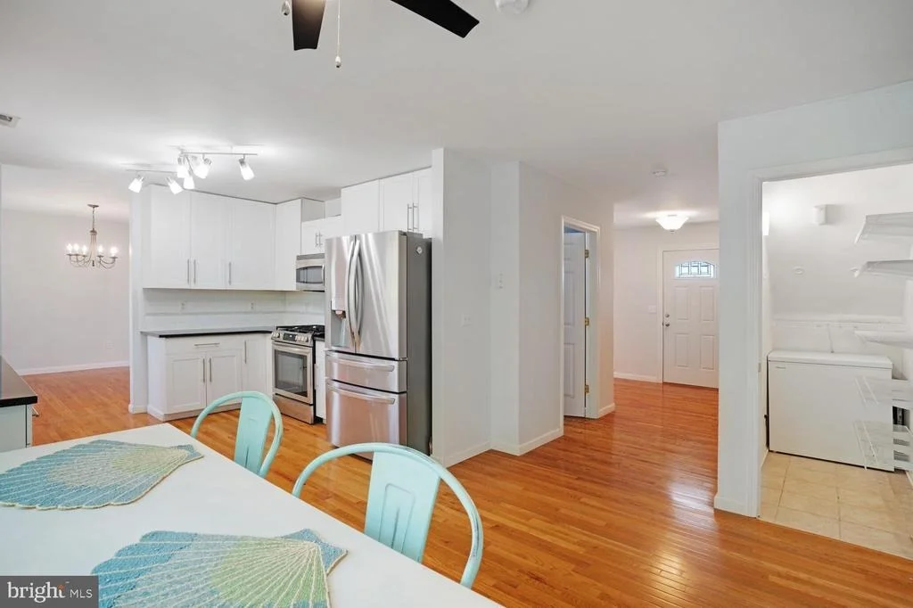 Photo of 20 OCEAN BOULEVARD