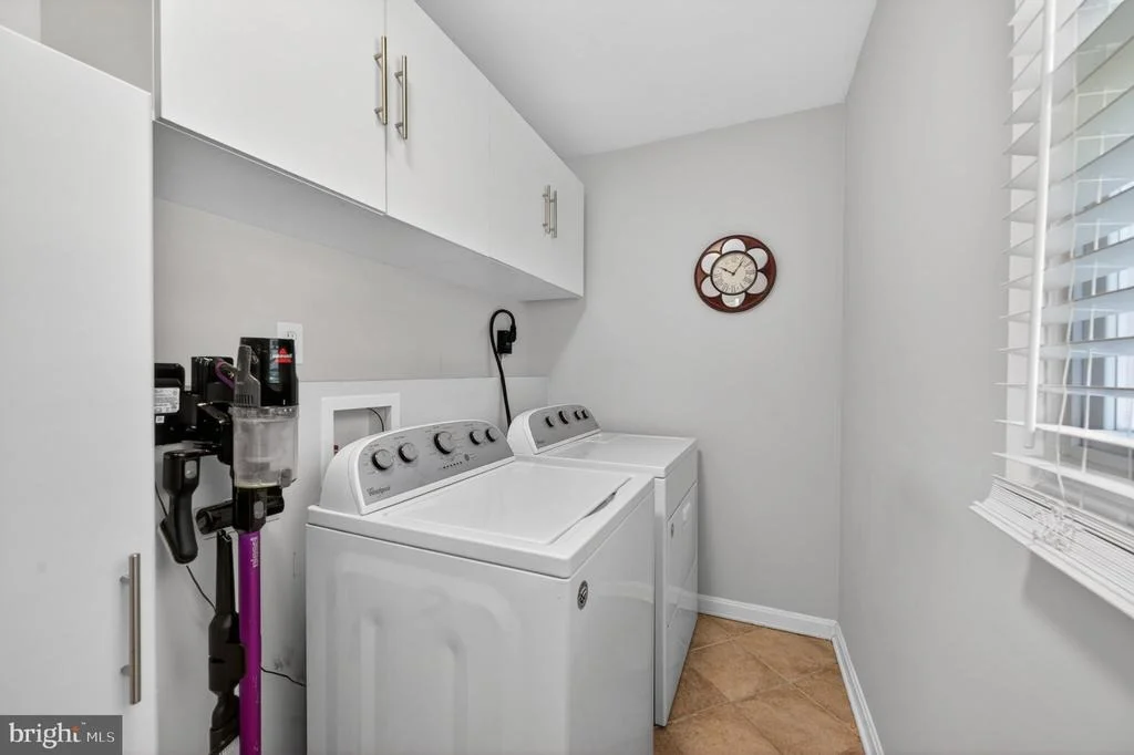 Photo of 3905 CARVEL LANE