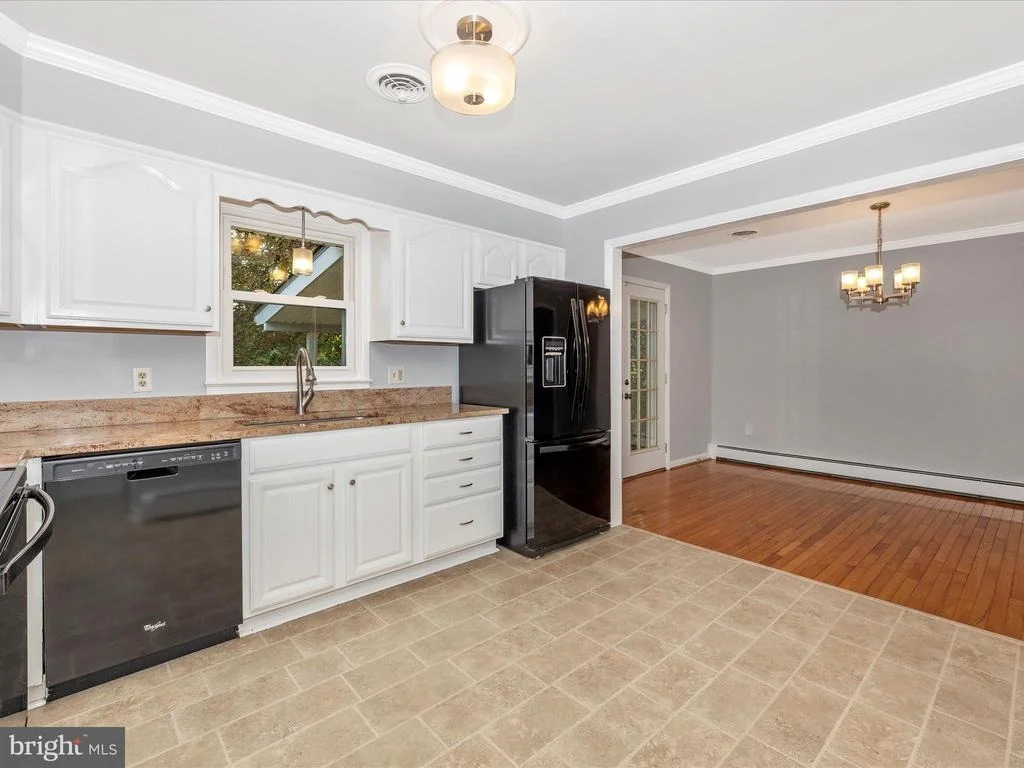 Photo of 7 FAIRVIEW AVENUE