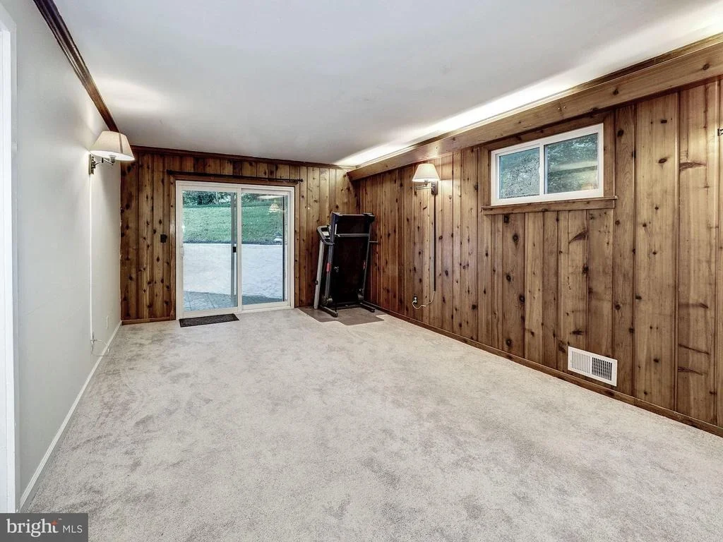 Photo of 407 WILLINGTON DRIVE