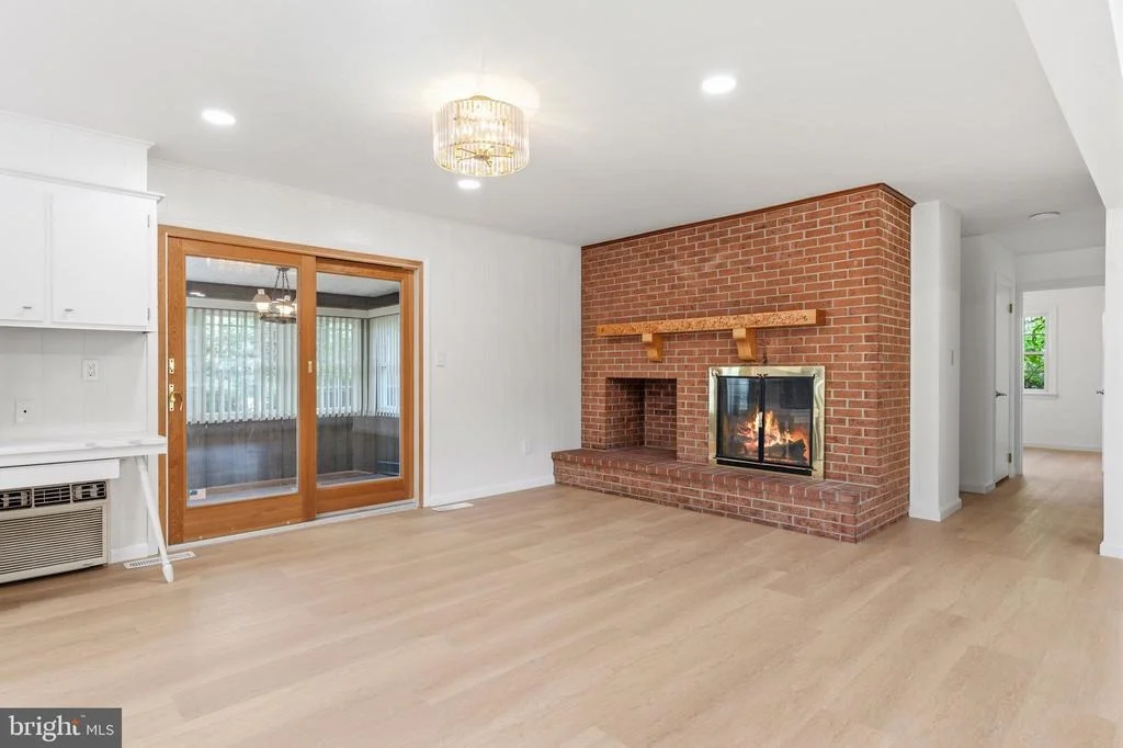 Photo of 6783 SUNNYBROOK DRIVE