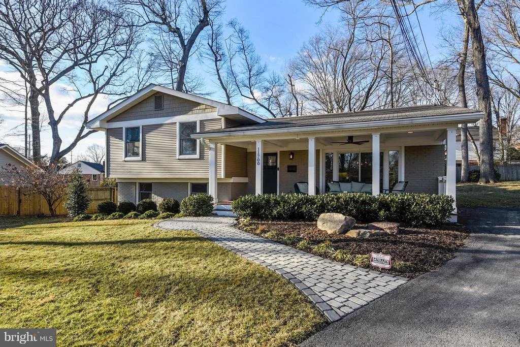 Photo of 11700 DEVILWOOD COURT