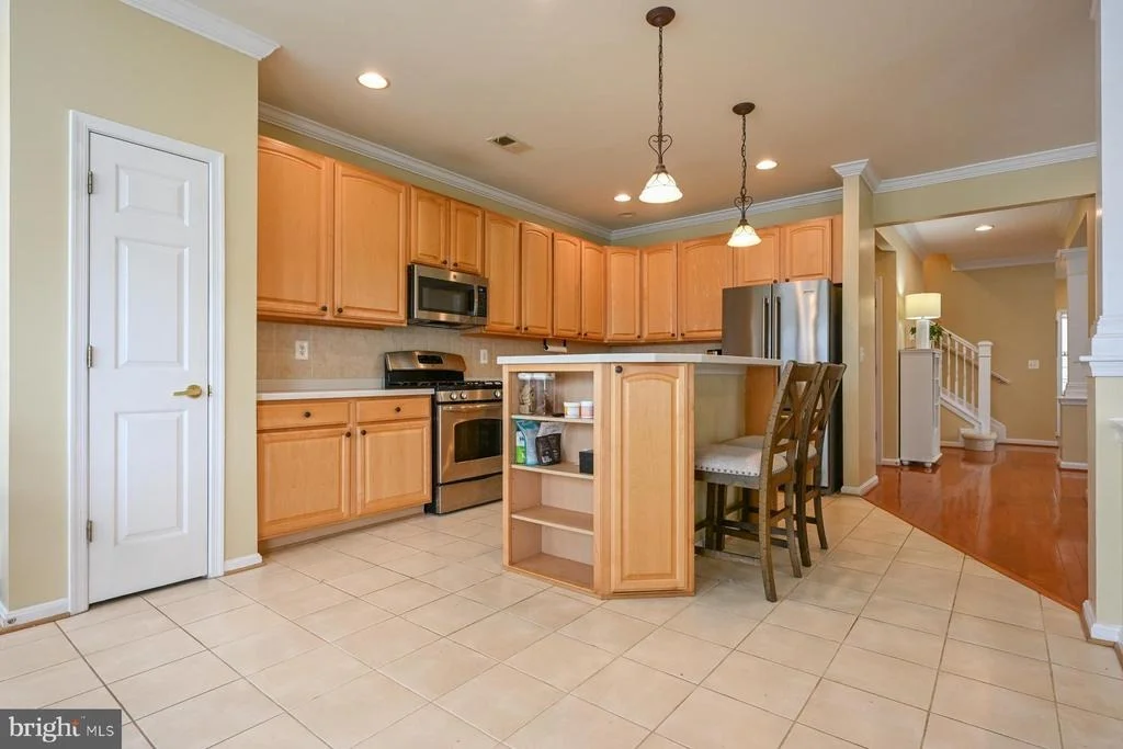 Photo of 107 REGULATOR DRIVE N