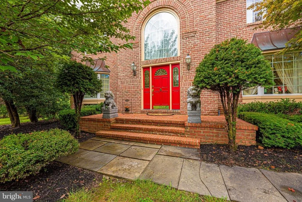 Photo of 6364 WINPENNY DRIVE
