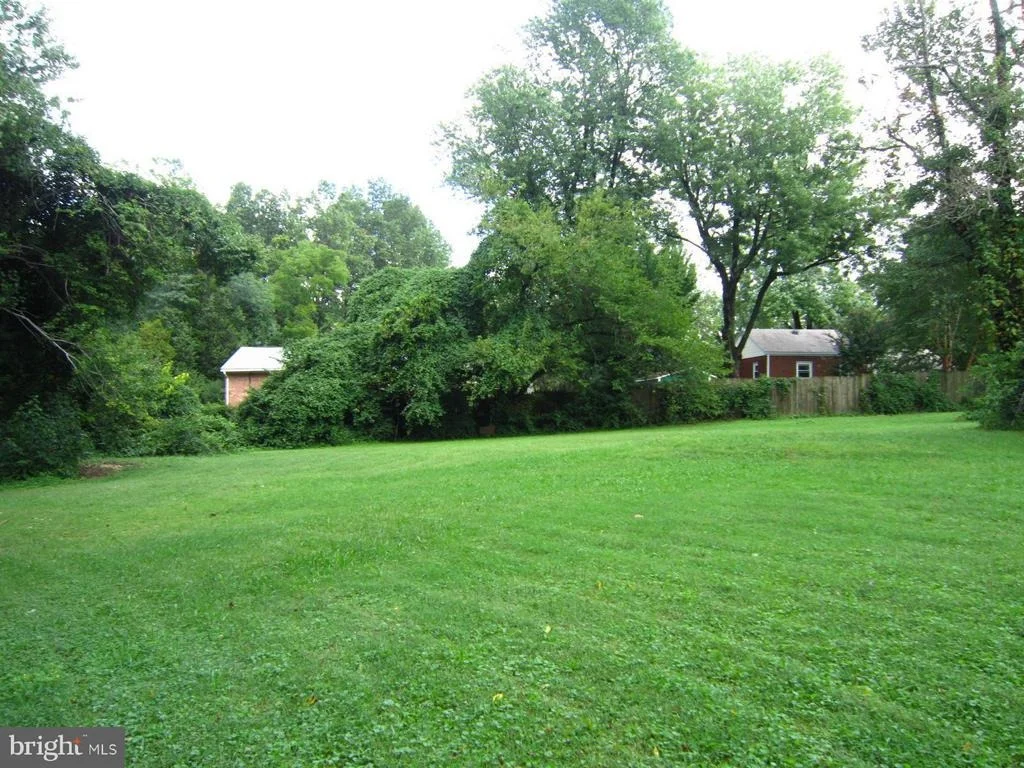 Photo of 4013 GALLOWS ROAD