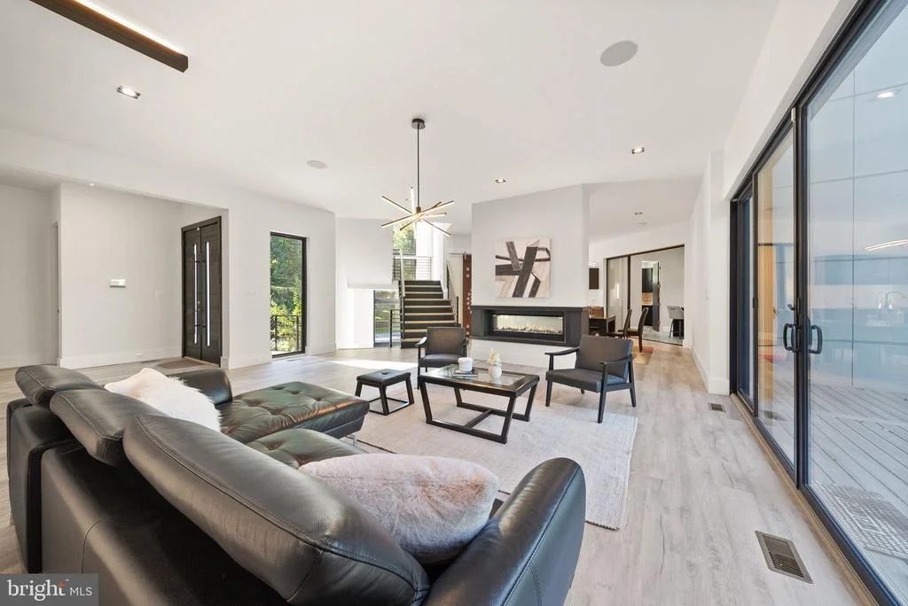 Photo of 3525 GLENBROOK ROAD