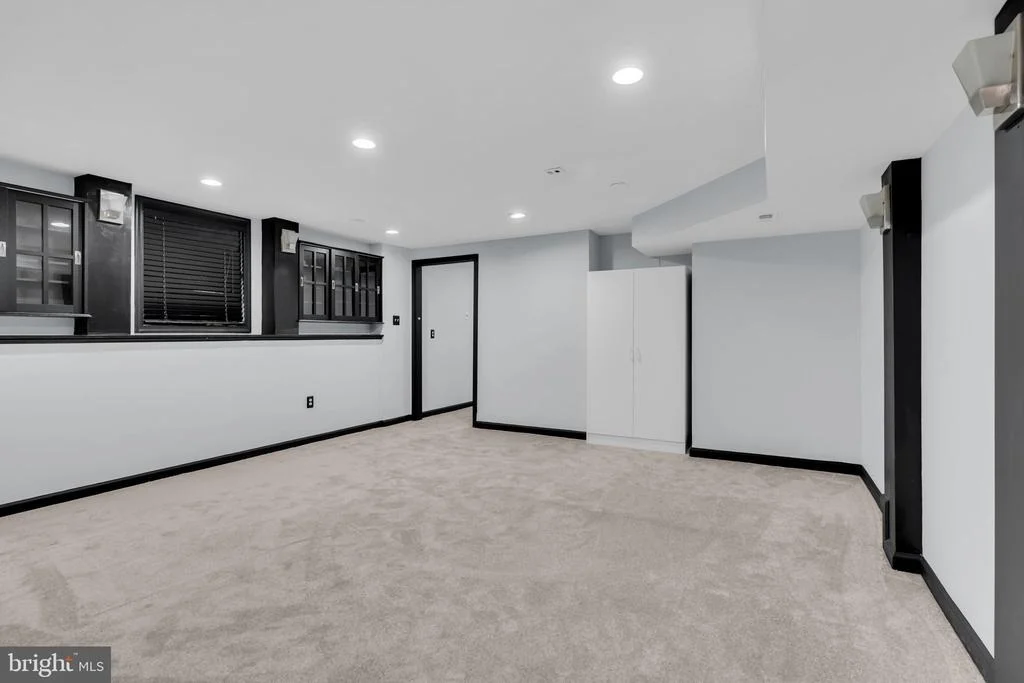 Photo of 43553 DEMPSEY LANE