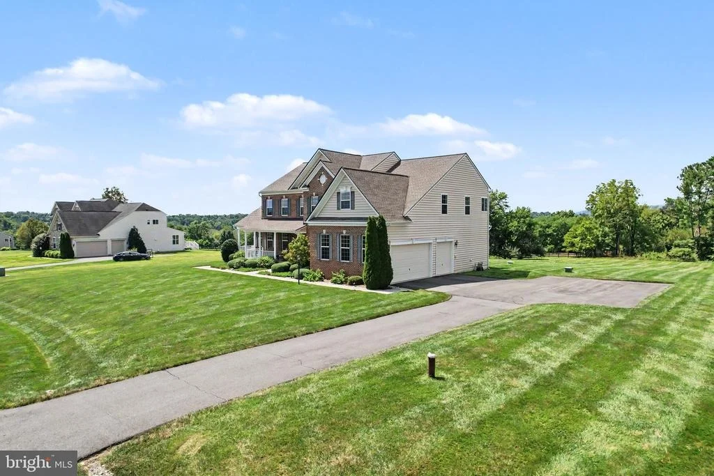 Photo of 15099 GRACE PLACE