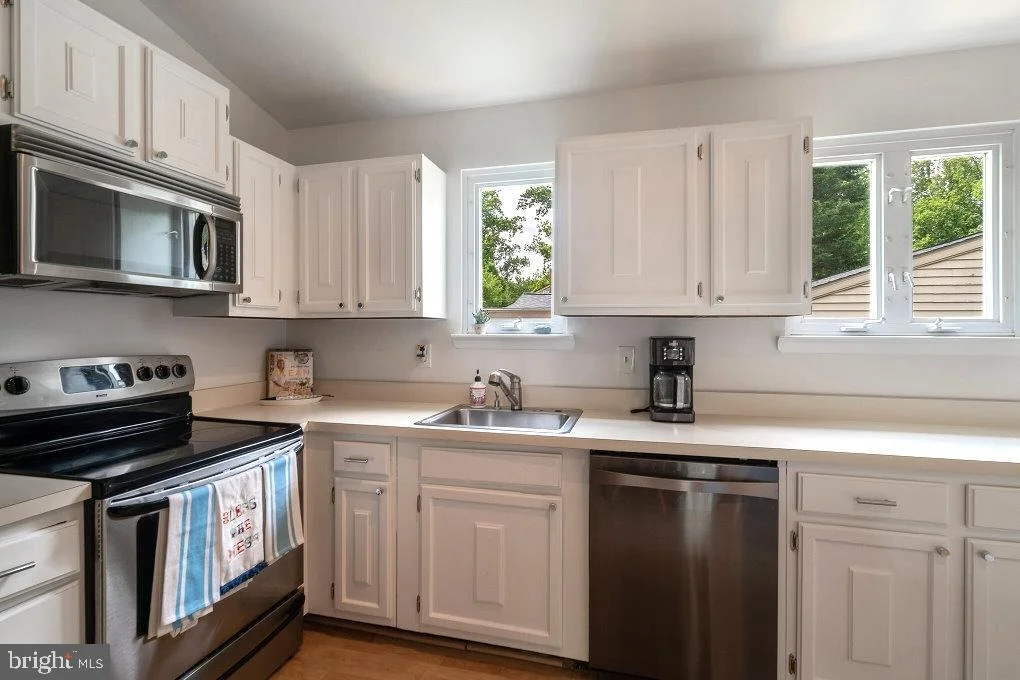 Photo of 1179 GATEWAY DRIVE