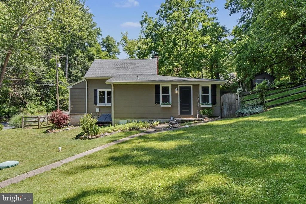 Photo of 3023 HARFORD ROAD
