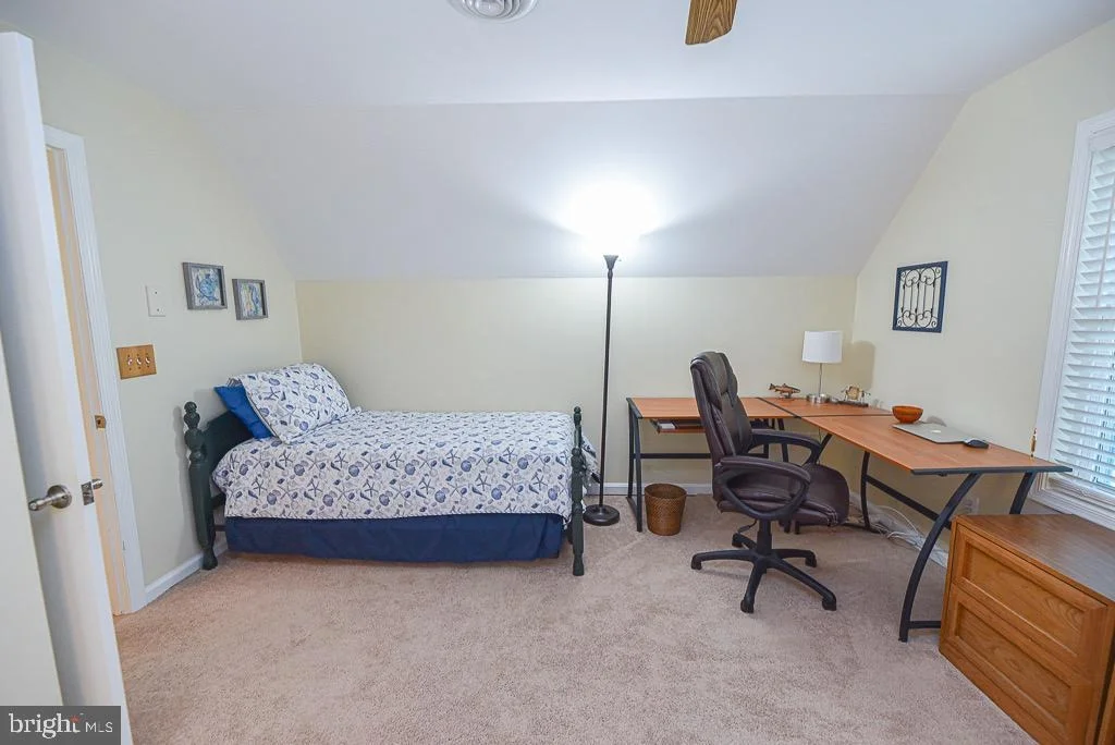 Photo of 956 LAKE VIEW DRIVE