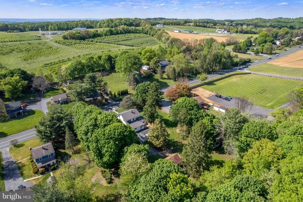 Photo of 28733 RIDGE ROAD