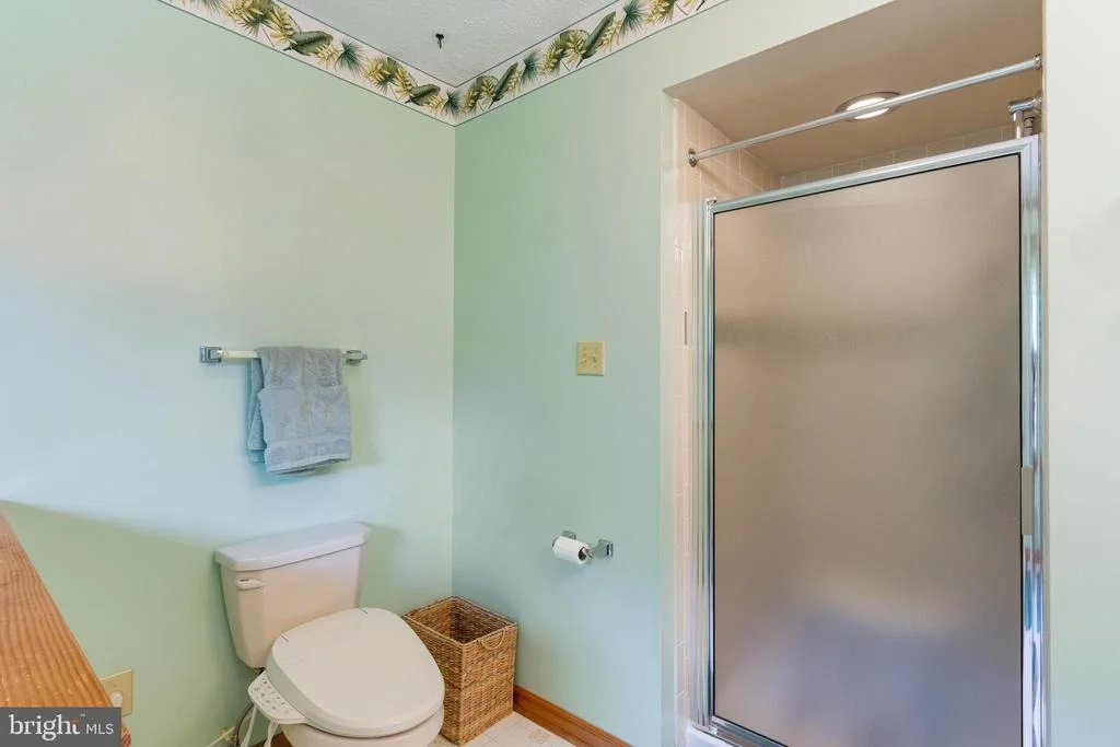 Photo of 2380 MOREAU DRIVE