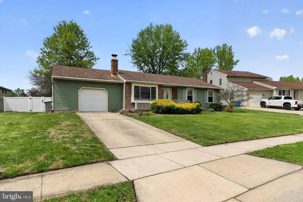 Photo of 302 WINDSOR LANE