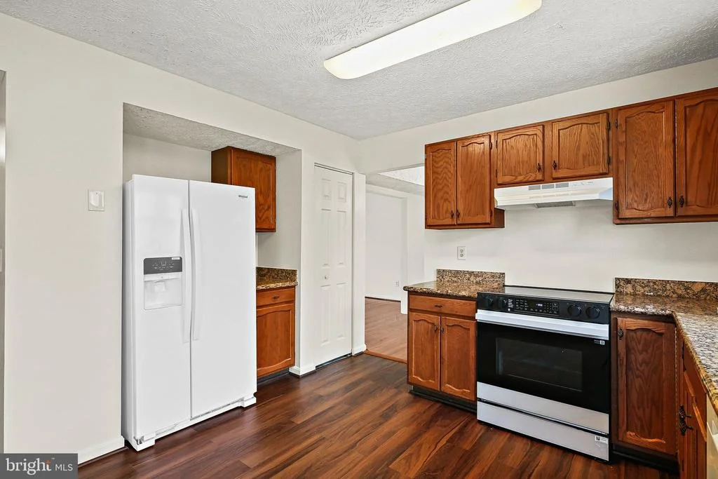 Photo of 3 GREENKNOLL BOULEVARD