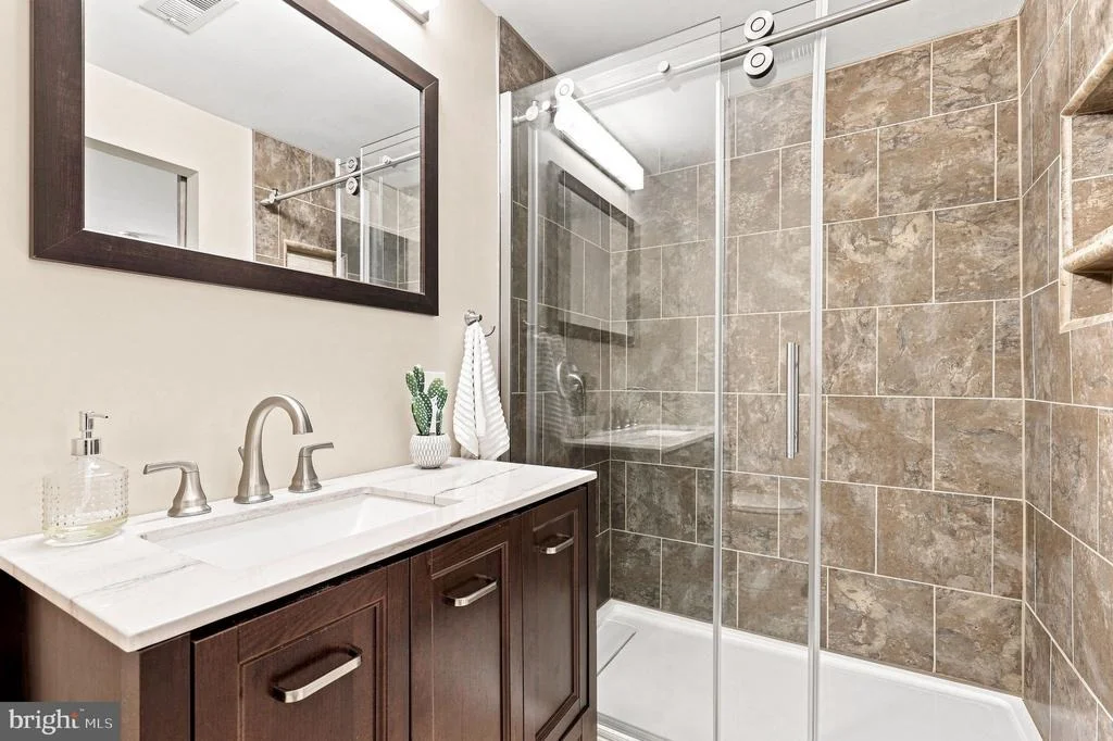 Photo of 8322 JORDAN VALLEY WAY