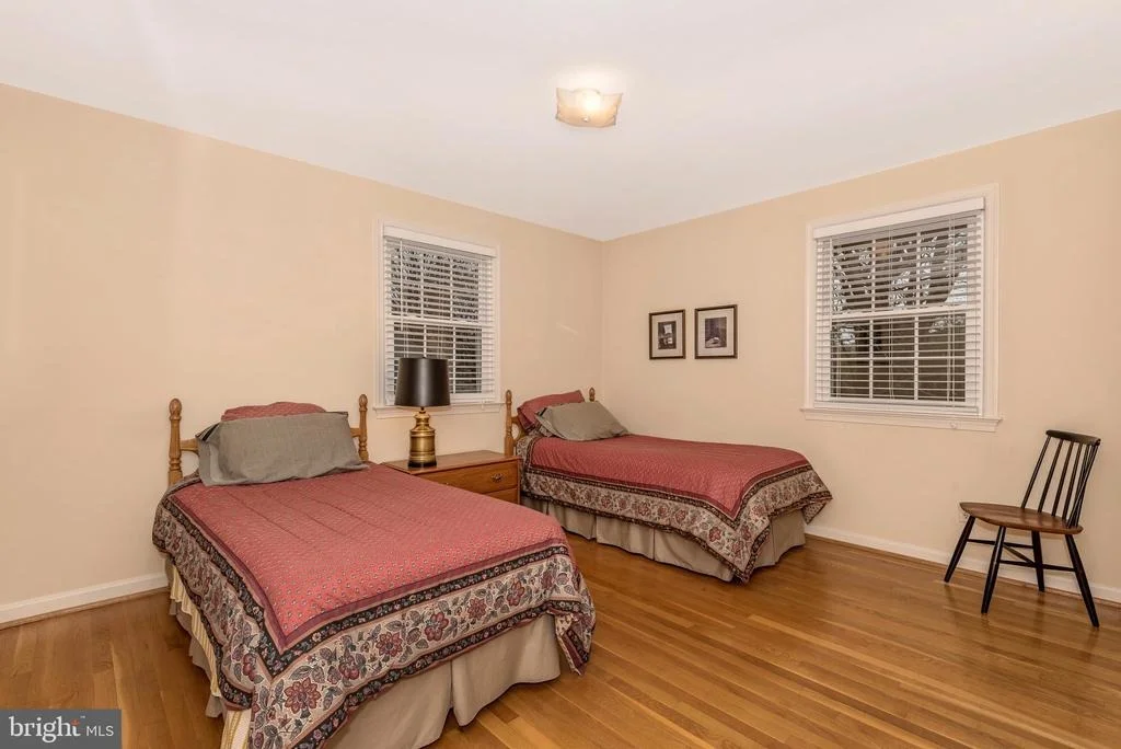 Photo of 8504 AQUEDUCT ROAD