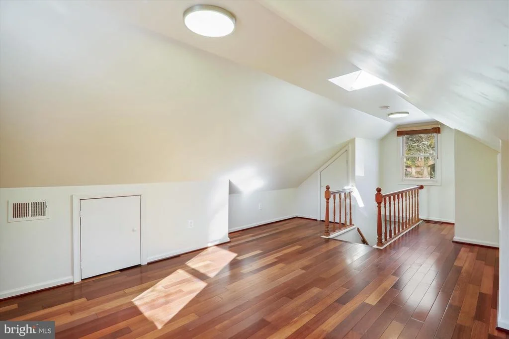 Photo of 18301 BROOKE ROAD
