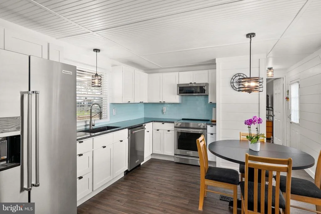 Photo of 35546 PINE DRIVE