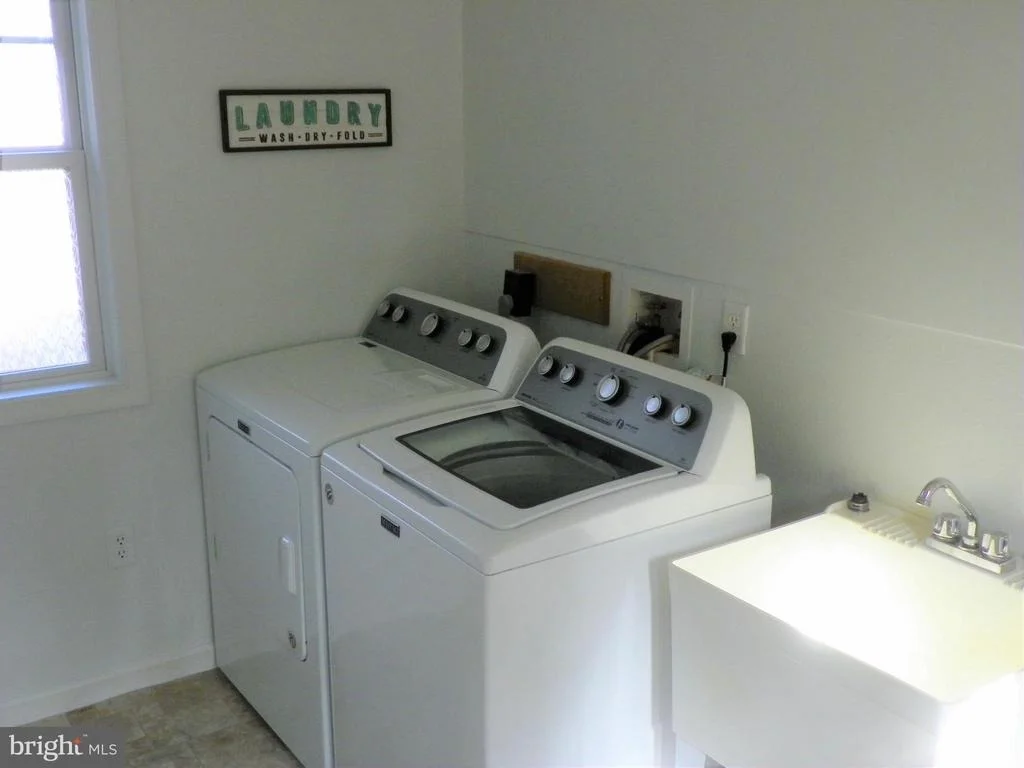 Photo of 14 WOODS CIRCLE