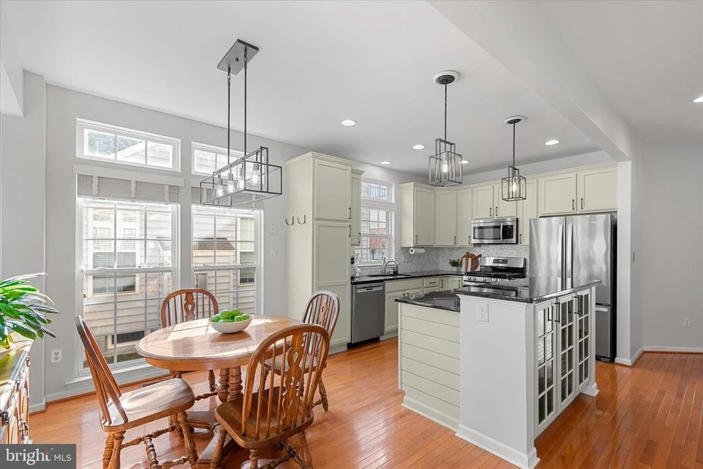 Photo of 301 ADELAIDE DRIVE