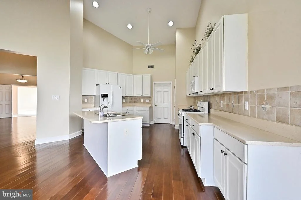Photo of 13676 PADDOCK COURT