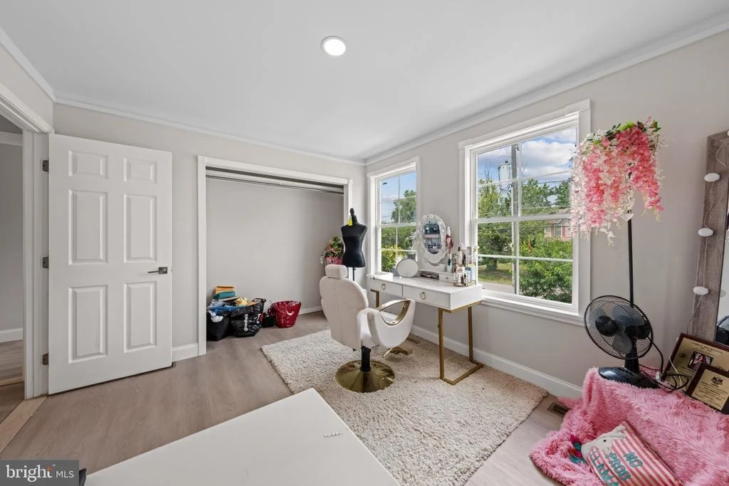 Photo of 6467 THIRD STREET