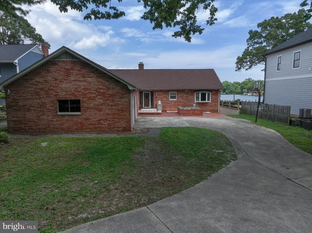 Photo of 1098 MAGOTHY CIRCLE