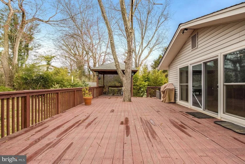 Photo of 11825 KIM PLACE