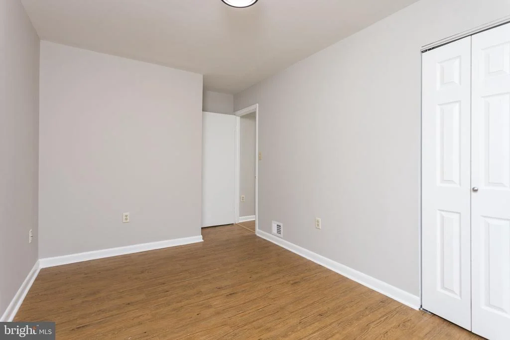 Photo of 805 ROLLING RIDGE DRIVE