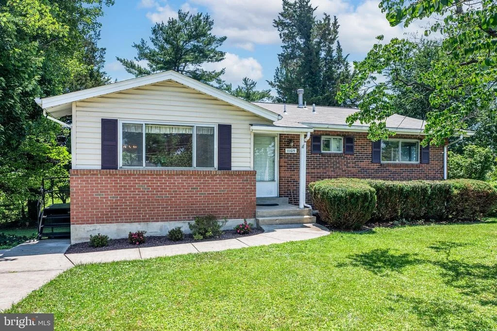 Photo of 11105 SLYE COURT