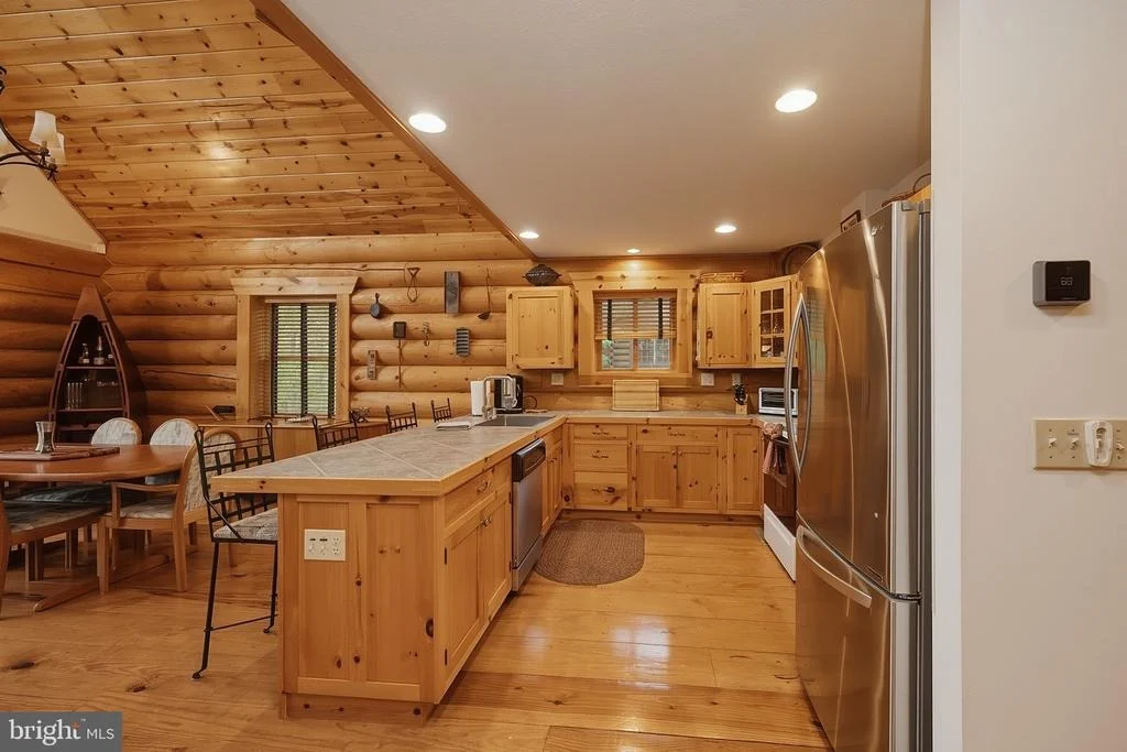 Photo of 42 RED OAK WAY