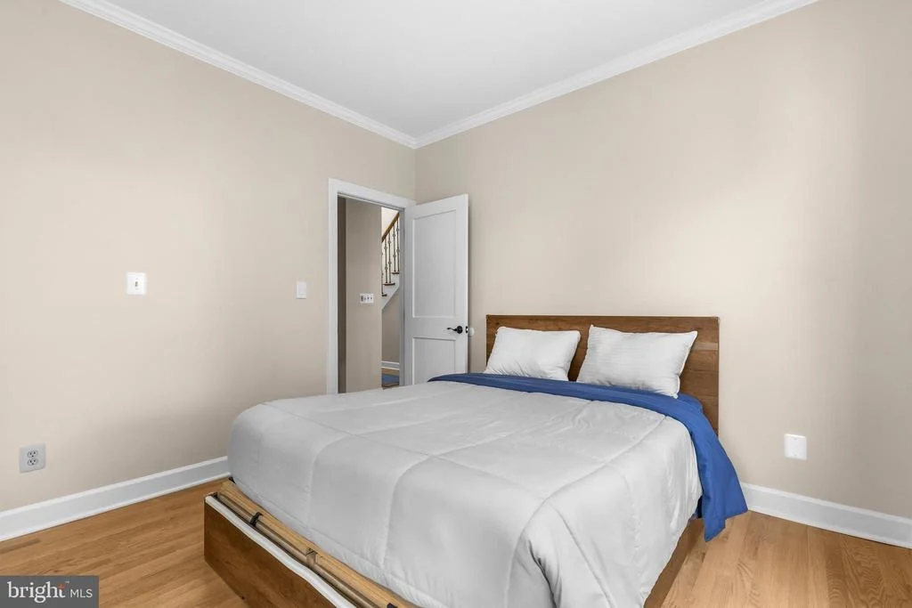 Photo of 9005 ADVANTAGE COURT