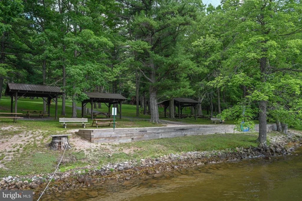 Photo of 15 SKY VALLEY ROAD