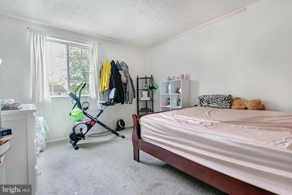 Photo of 1800 LAWNVIEW DRIVE