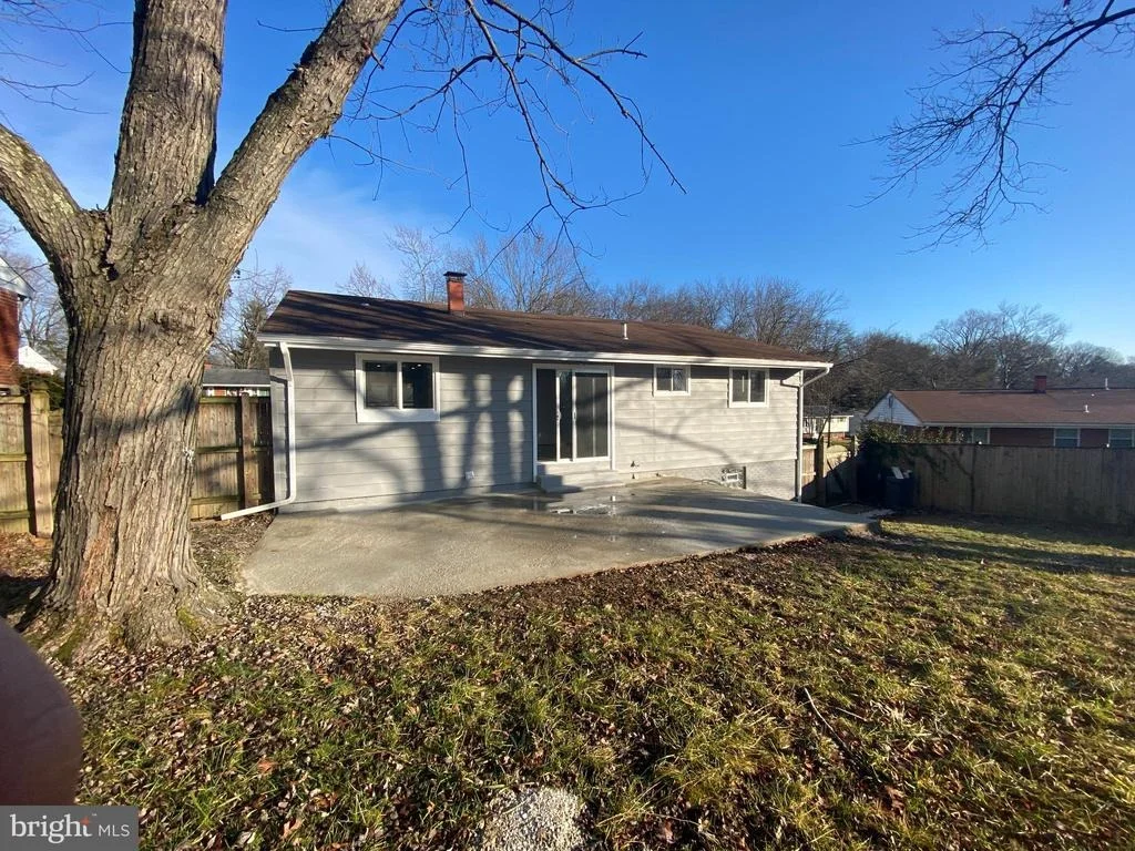 Photo of 9209 ROLLING VIEW DRIVE