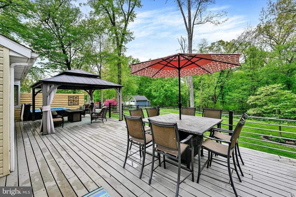 Photo of 4296 WOLF HILL DRIVE