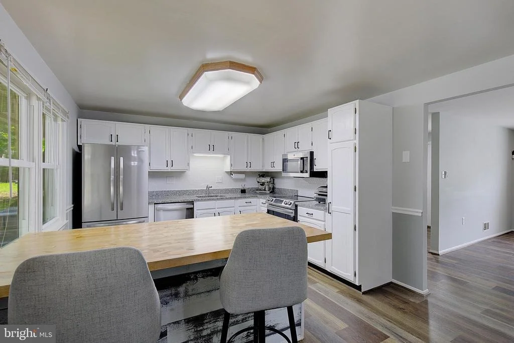 Photo of 2761 PINEWOOD DRIVE